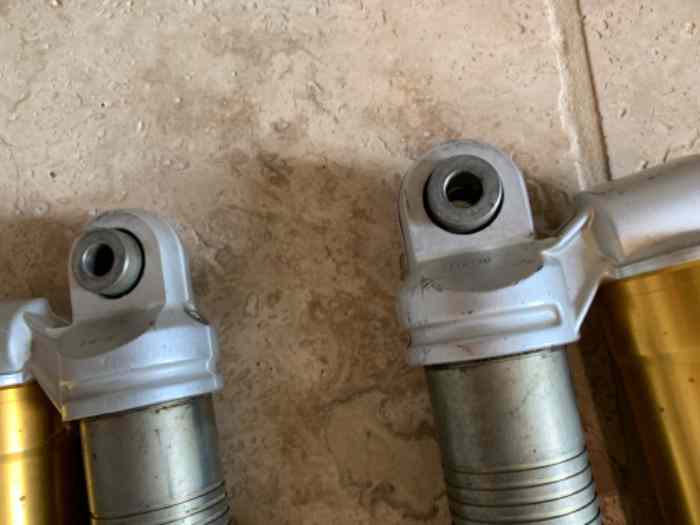Amortisseurs Ohlins 3 voies 465mm 3