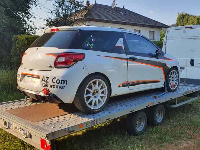 Remorque plateau porte voiture 2T5 avec Ridelles 3