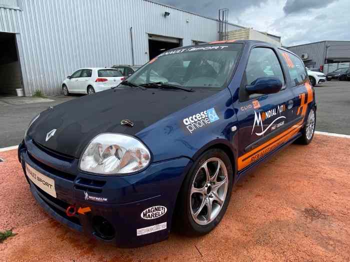 Renault Clio 2 trackdays équipée cup