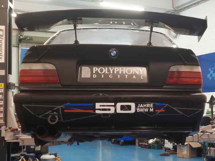 BMW M3 E36 Race Car 4