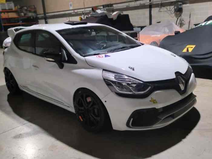 RENAULT CLIO CUP IV 1