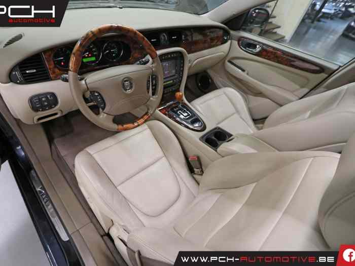 JAGUAR XJ8 4.2i V8 298hp Aut. - 128.200 Kms - 2004 2
