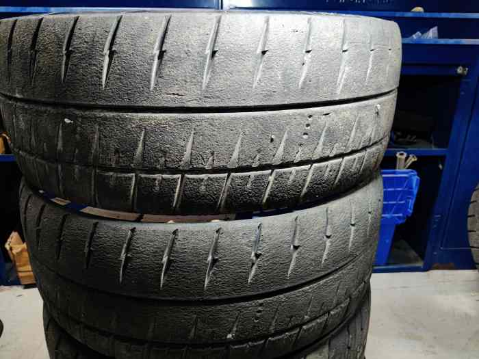 Michelin m20 en 18