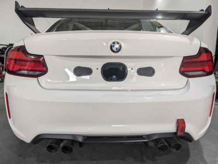 BMW M2CS Racing 2