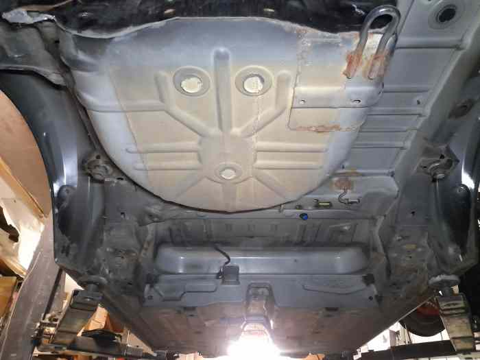 Caisse nue ford fiesta ST150 2006 3