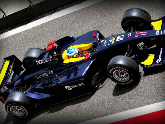 LOLA B05/52 AutoGP chassis roulant