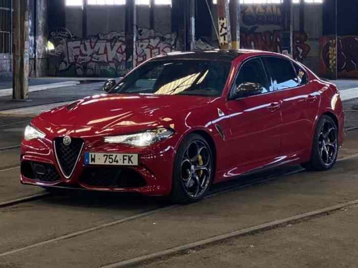 Rare Alfa Giulia Quadrifoglio 1