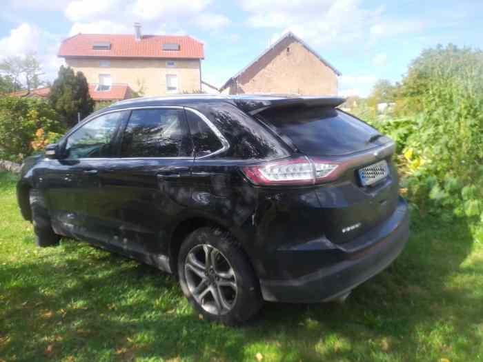 FORD EDGE 2016 2.0 TDCI 210 AWD TITANI...