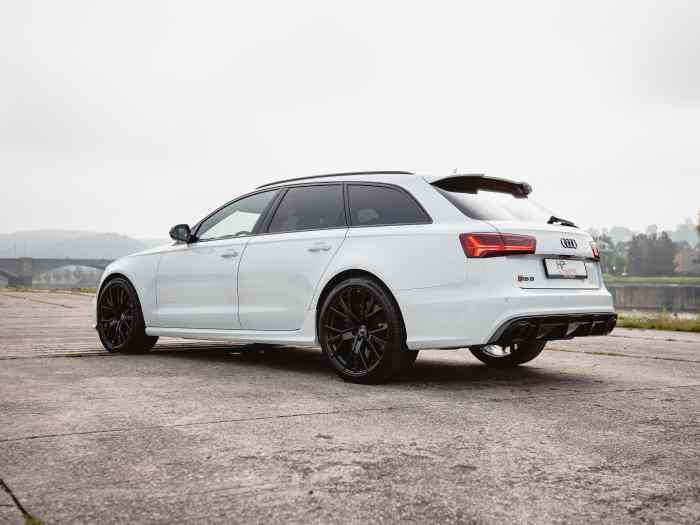 Audi RS6 Performance/ Akra/ Céramic/ Full Carbon/ Utilit 2