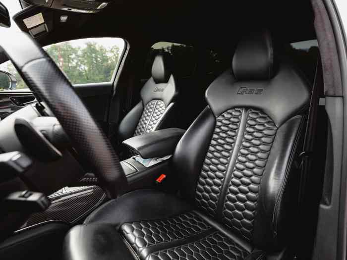 Audi RS6 Performance/ Akra/ Céramic/ Full Carbon/ Utilit 3