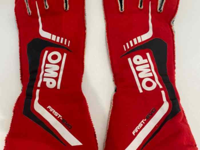 Gants neuf FIA first Evo rouge taille ...