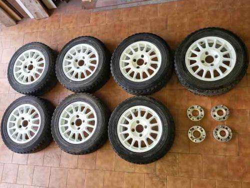 Jantes 15 pouces peugeot avec élargiss...
