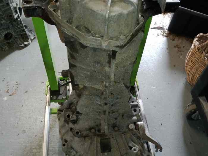 1 boites 5 vitesses renault r12 gordini ou r17 ts 1