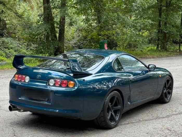 Toyota Supra MK4 conduite à gauche 1