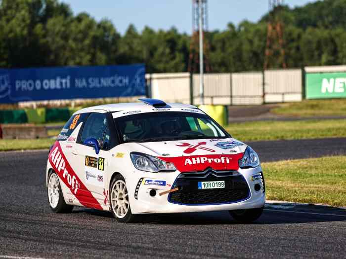 Citroen DS3 R1 VENDU 0