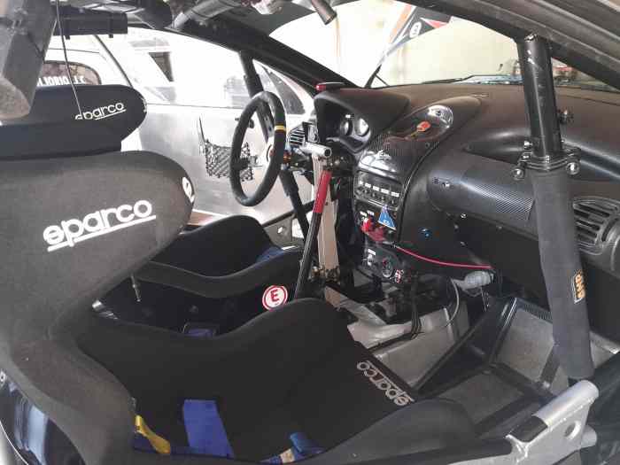 206 F2014 - 210 CV 3