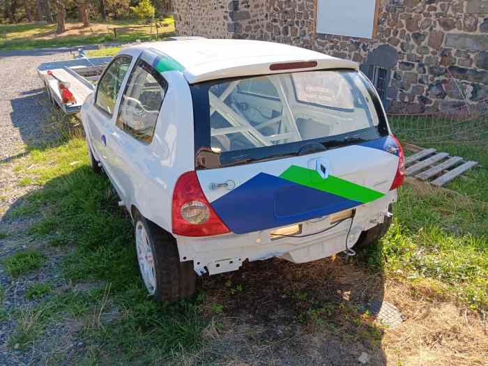 Clio Ragnotti n3 accidenté