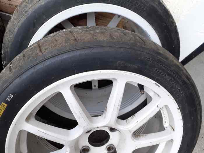 Pneus pluie R17 Hankook occasion 2