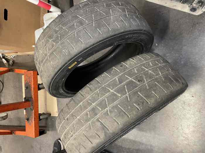 PNEU HANKOOK W53 SLICK