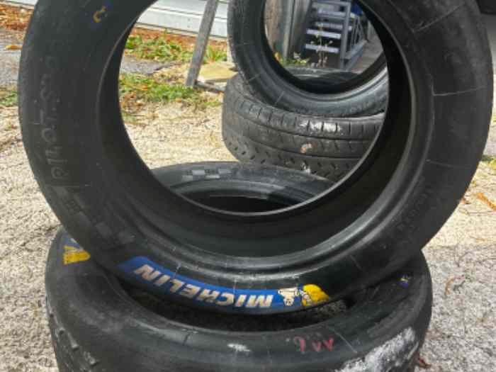2 pneu Michelin en 16 r 11 1