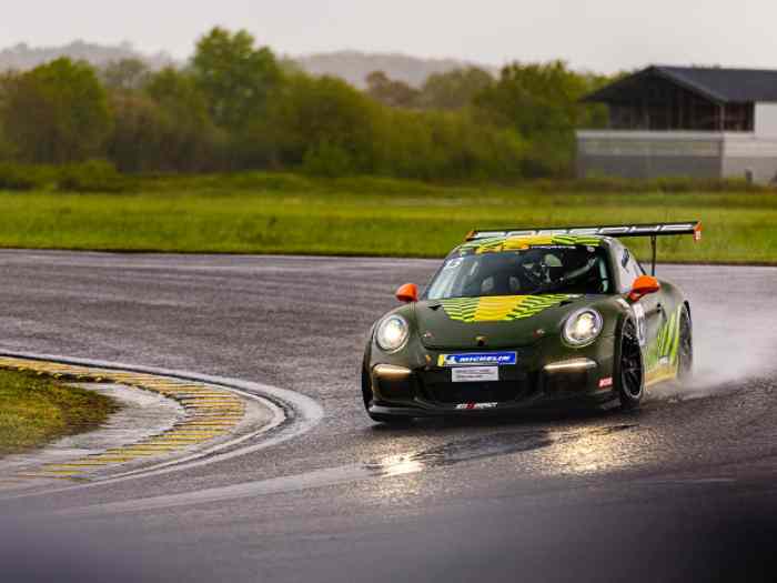 Porsche 991.1 CUP 3.8 + ABS BOSH