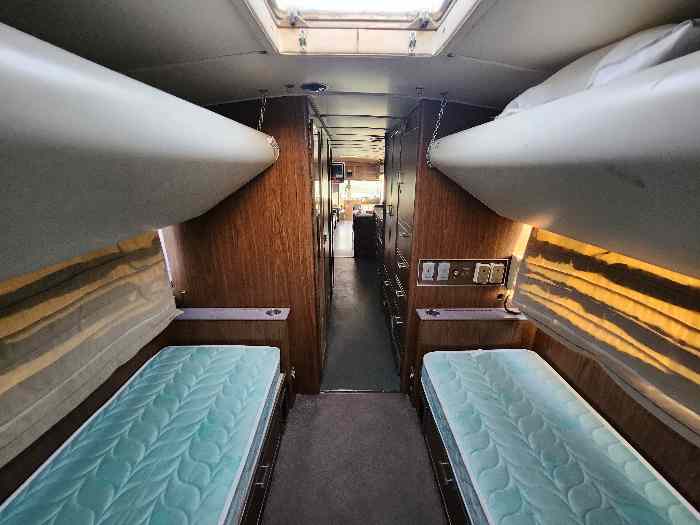 Motorhome Bus Aménagé MCI 5