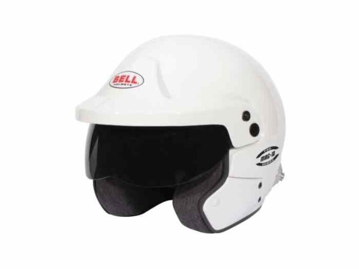 CASQUE FIA JET BELL MAG-10 PRO 8859-2015/SA2020 BLANC AVEC CLIPS HANS