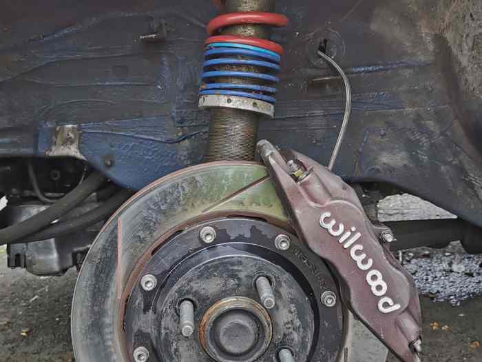 BMW E30 325i rallye – 265 CV – boîte à crabot Samsonas 4