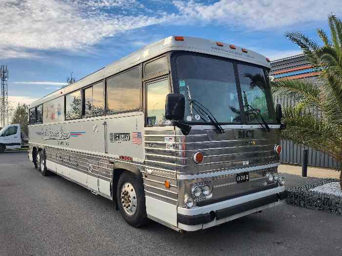 Motorhome Bus Aménagé MCI 0
