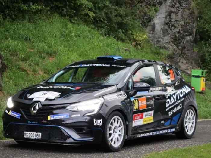 clio rally 5 / lot de pièce complet 0