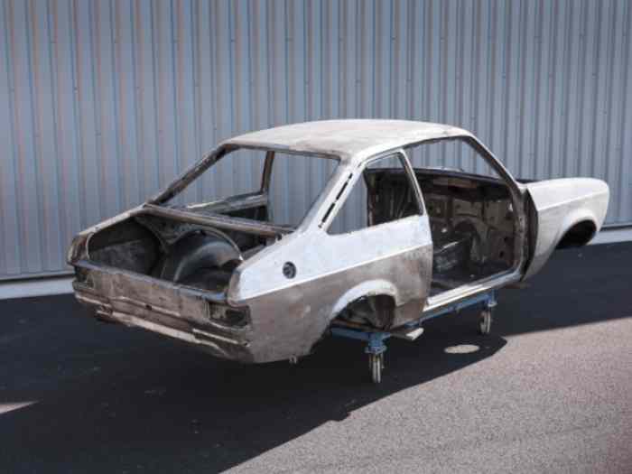 Caisse nue Escort MK2 0