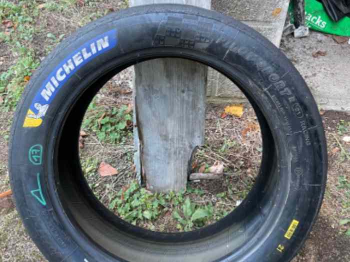 Pneus Michelin 17 R21-R11