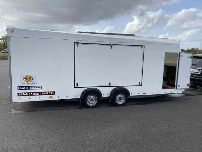 Remorque porte voiture fermée Brian James Race Sport 5