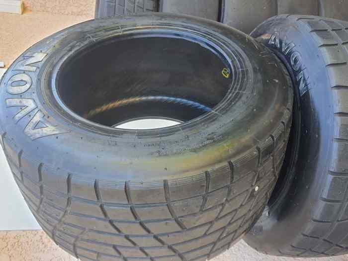 Pneu pluie AVON 250/570R13 240/570R13 usure 50%