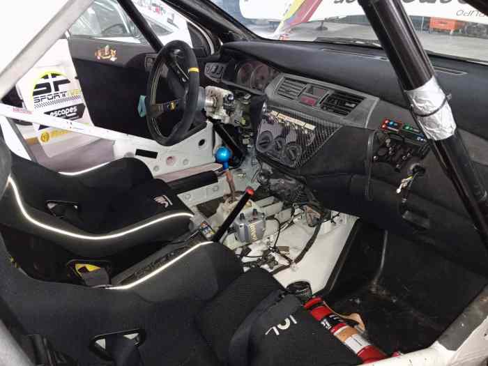 VENDE-SE MITSUBISHI LANCER EVO 7 RS 3