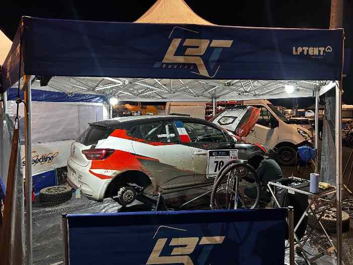 LRT RACING loue Clio Rally5 1