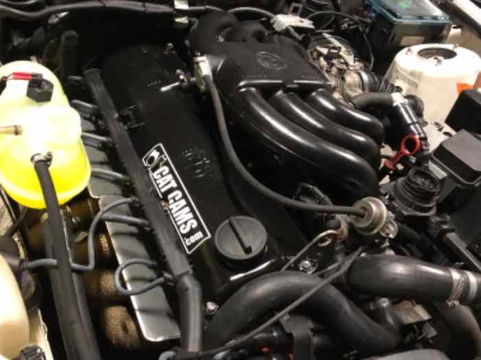 Moteur bmw m20b23.