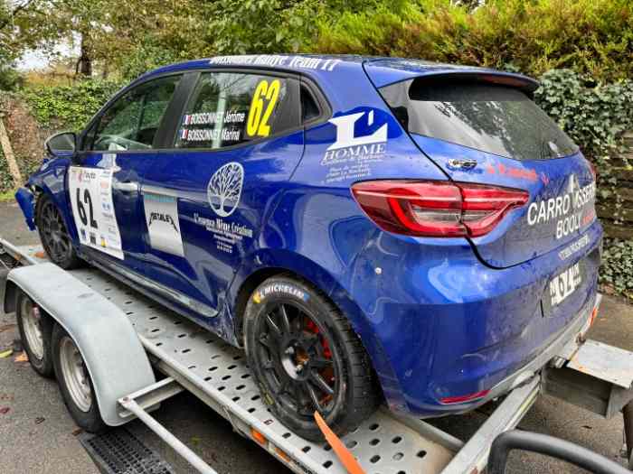 Clio Rally5 Accidentée