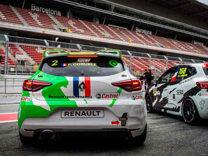 Clio 5 cup 38000€ Pas de tva – photo 3 sur 3