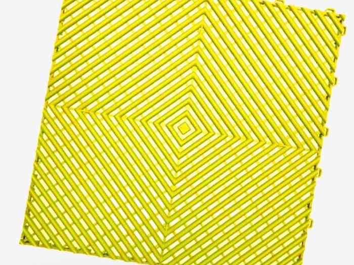 Dalle de sol IZIFLOOR en PVC clipsable gris et jaune 1