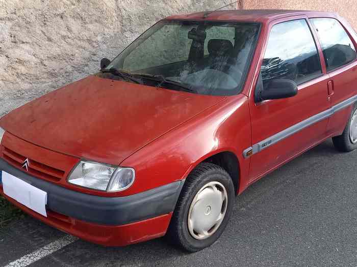 Citroën Saxo phase 1 roulante 0