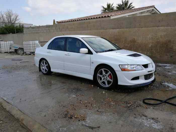 Mitsubishi Lancer Evolution 8 0