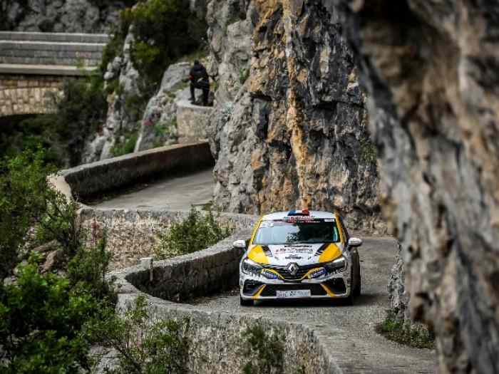 RENAULT CLIO V RALLY5 2