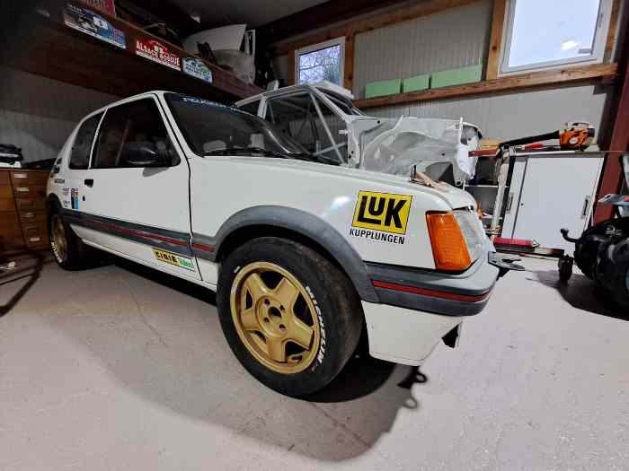Peugeot 205 1,9 Gr. N 5