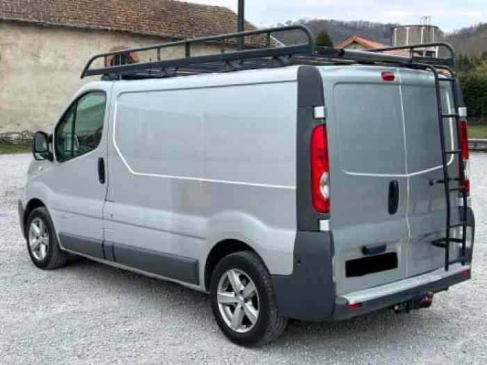 Renault Trafic 2