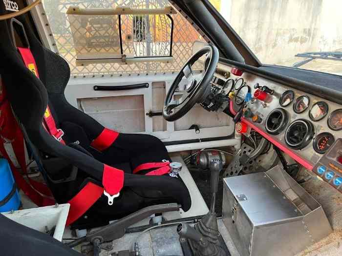 Mitsubishi Pajero départ usine Paris Dakar de 1988 2