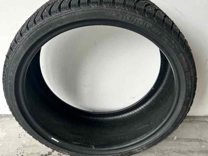 225/35 R19, x2 pneus clous occasion Ling-Long Winter Grip2 2