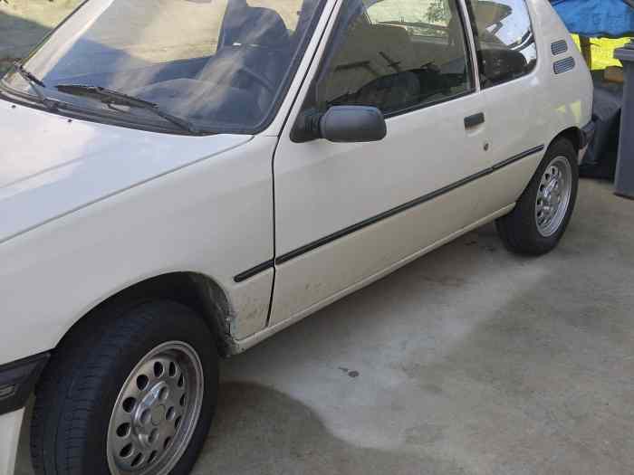 Peugeot 205 turbo d ( rallye raid ) 4
