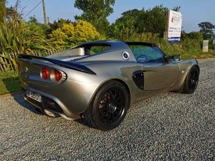 Lotus Élise 111R compressé 0