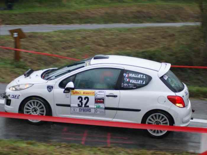 PEUGEOT 207 RC A8 au rallye d